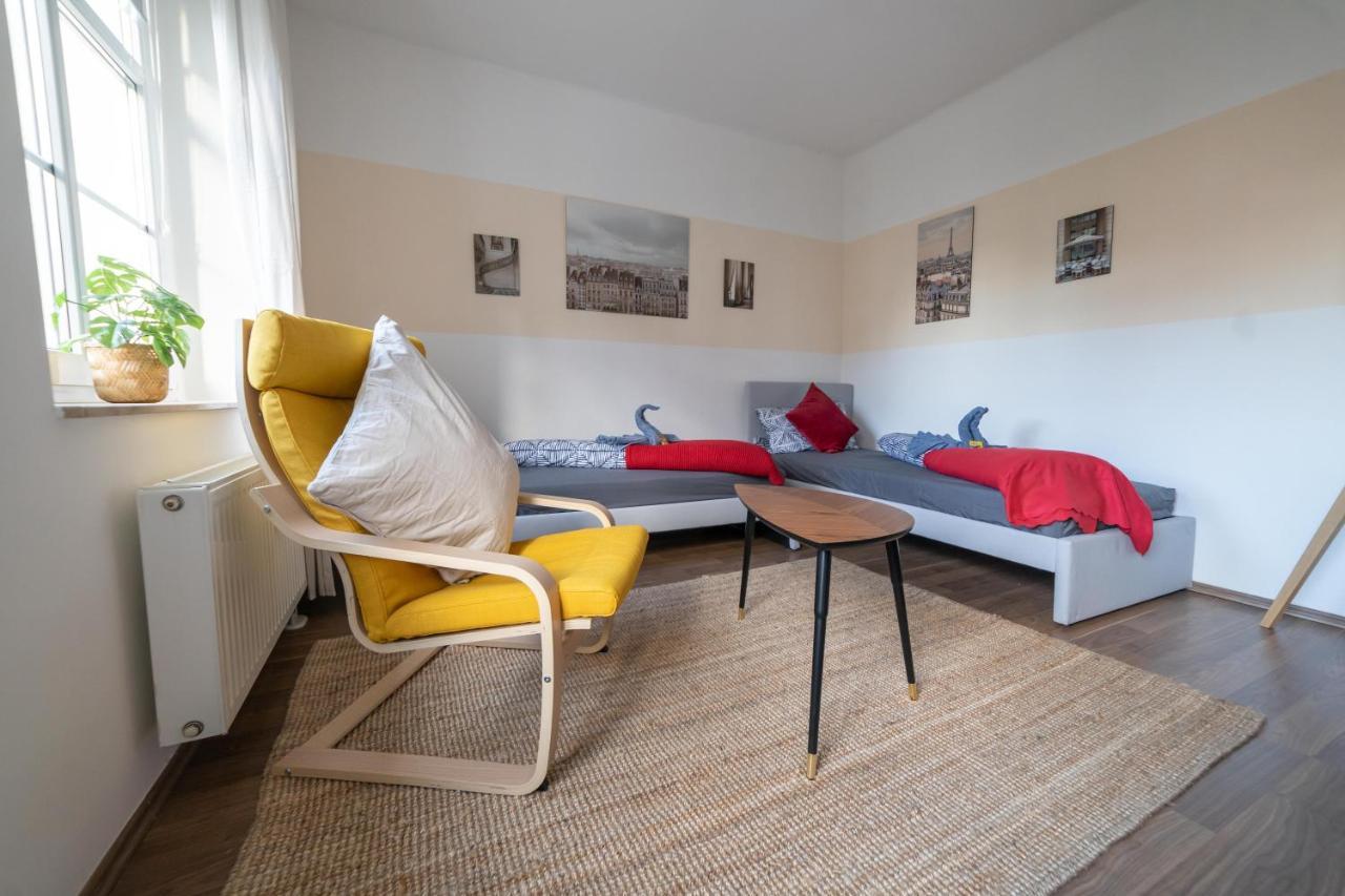Fullhouse - Zwickau - L12 - 2 Single Beds - Nespresso - Smarttv Exterior foto